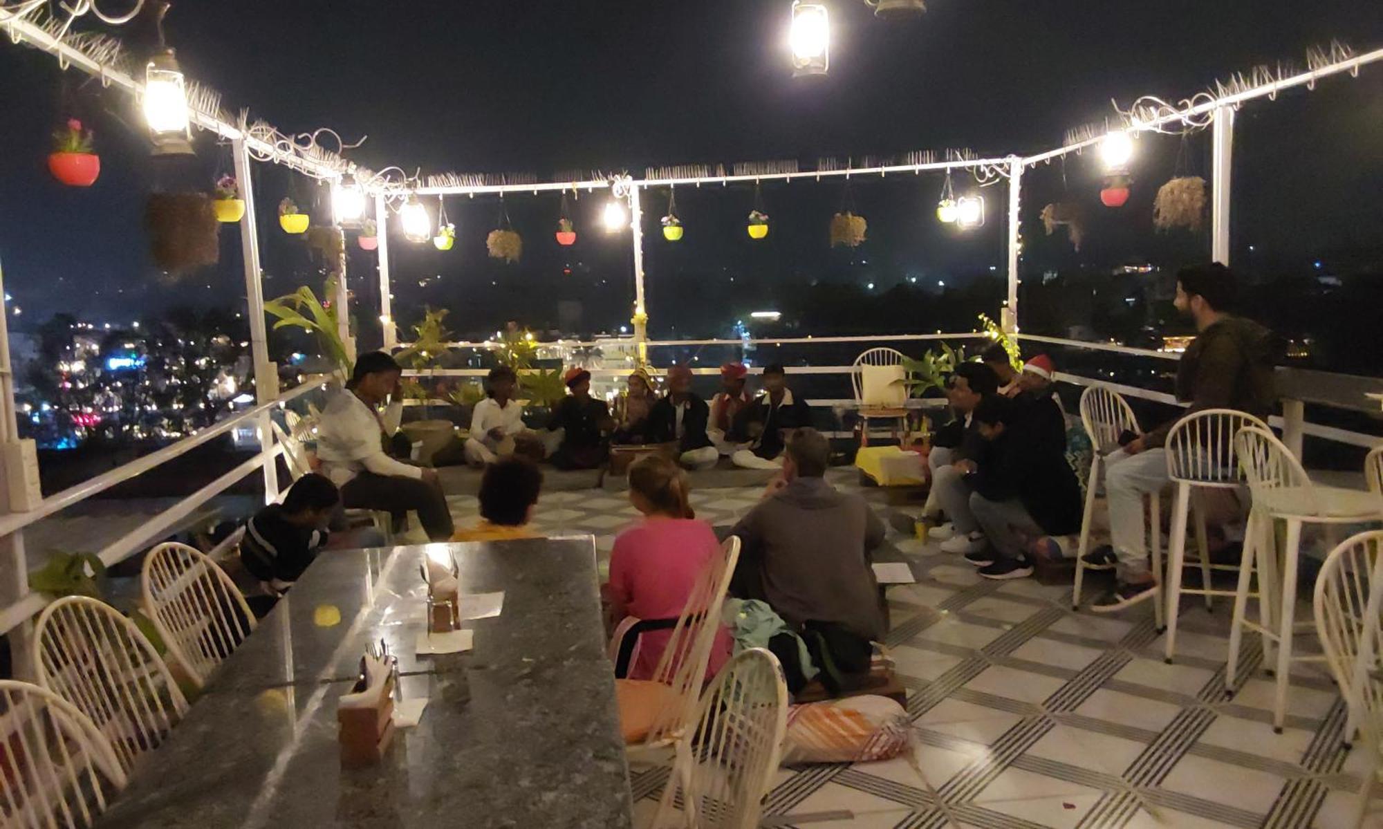 Raahi Backpacker'S Hostel Udaipur Exterior foto
