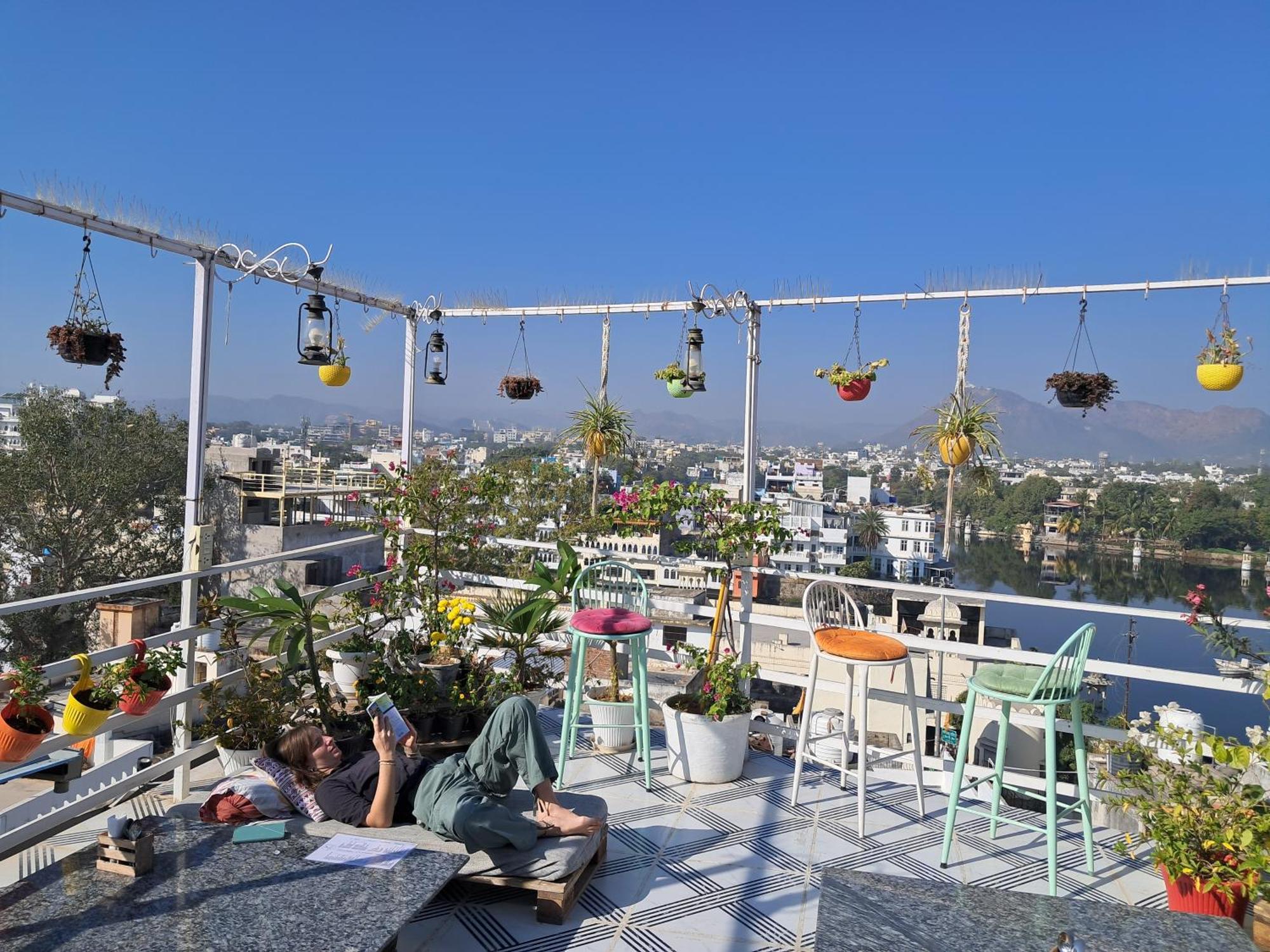 Raahi Backpacker'S Hostel Udaipur Exterior foto