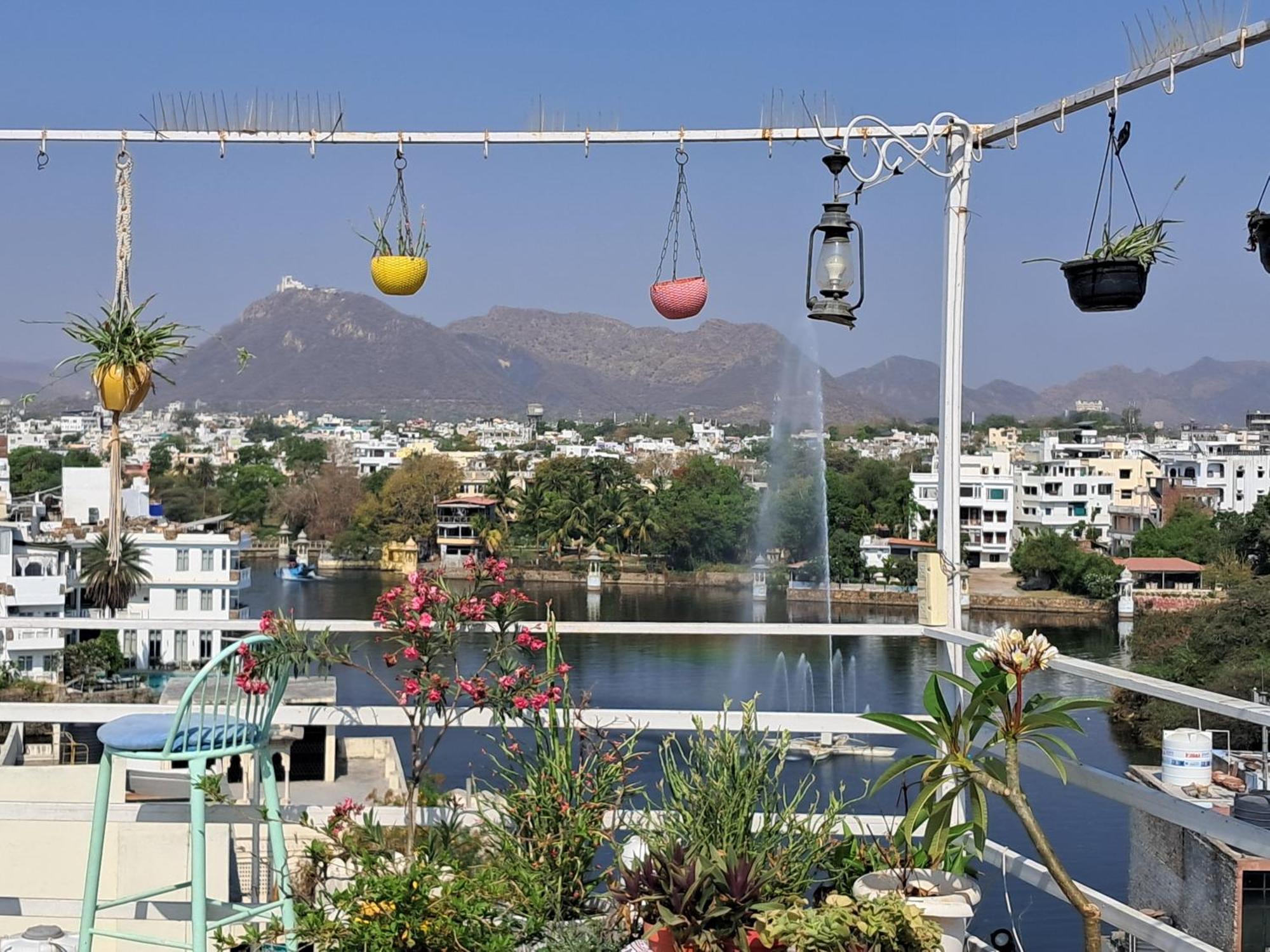 Raahi Backpacker'S Hostel Udaipur Exterior foto